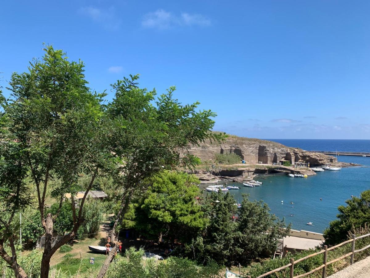 Hotel Isolabella Ventotene Esterno foto